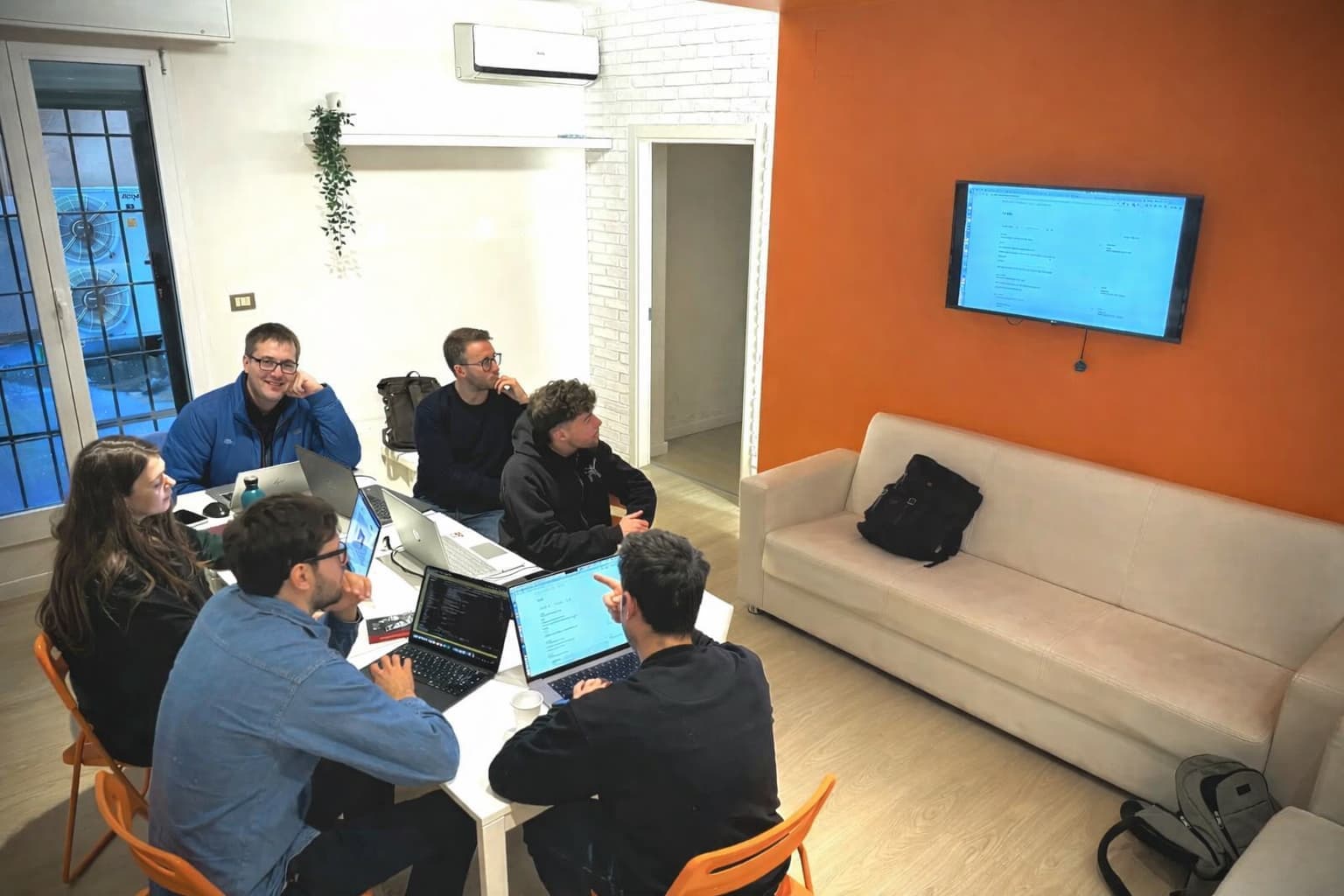 About layout bottom right